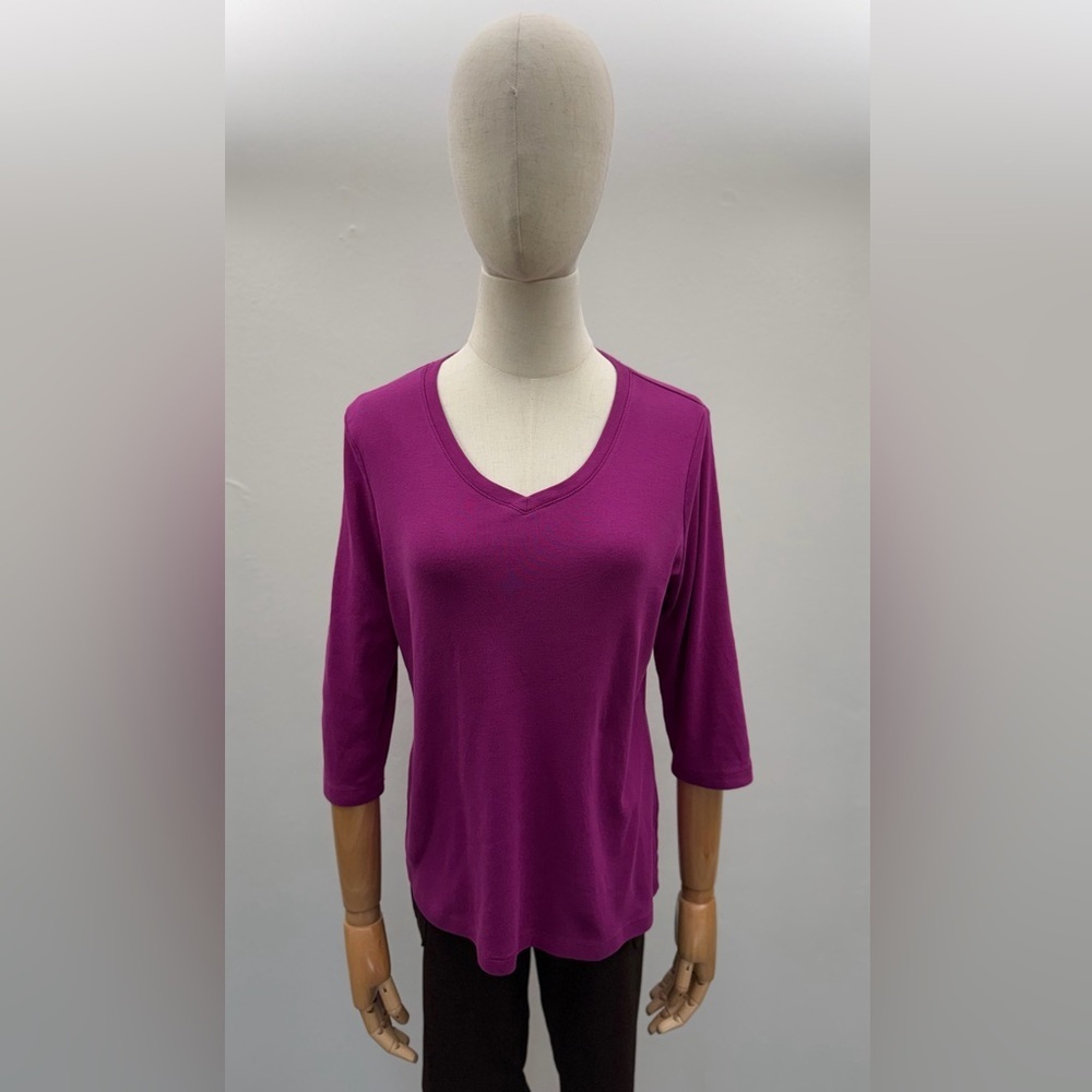St. John’s Bay Essential Tee Women M Pink V-Neck 3/4 Sleeve Basic Casual Top